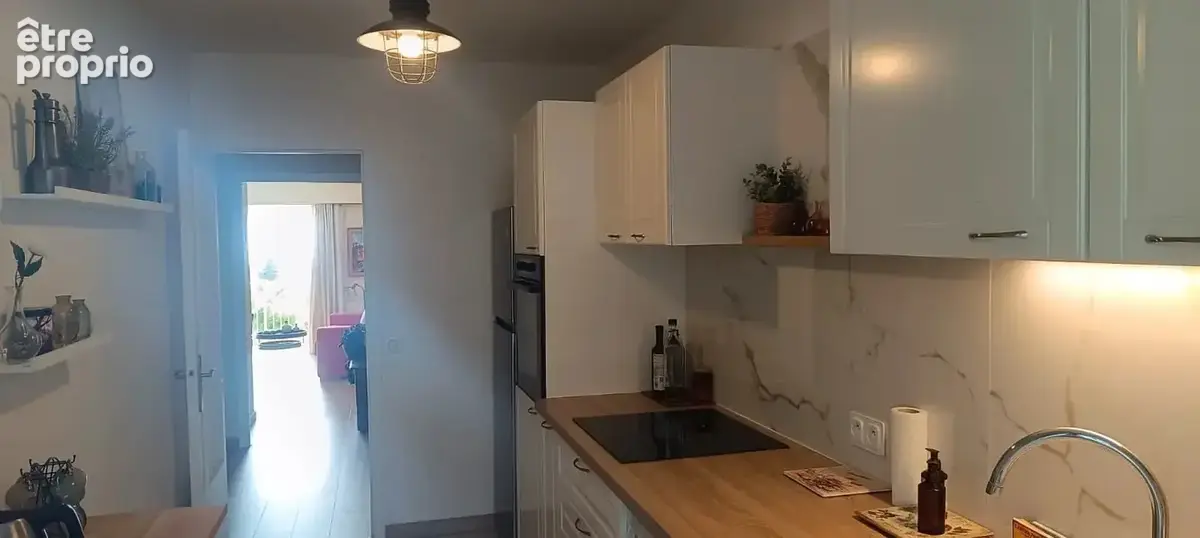 Le cannet à vendre – f2 de 57 m² avec vue mer, terrasse plein sud, piscine et garage - photo 13
