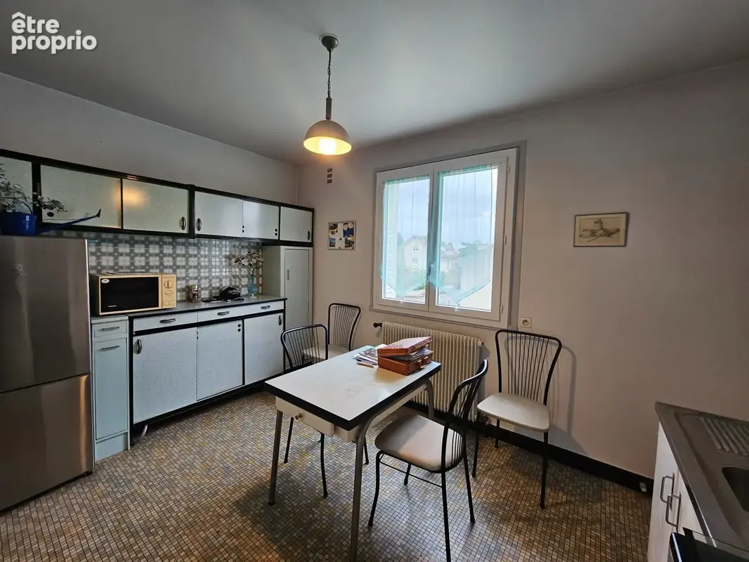 Appartement 5 pièces 84 m² à vendre à Bourg-En-Bresse (01000) - photo 2