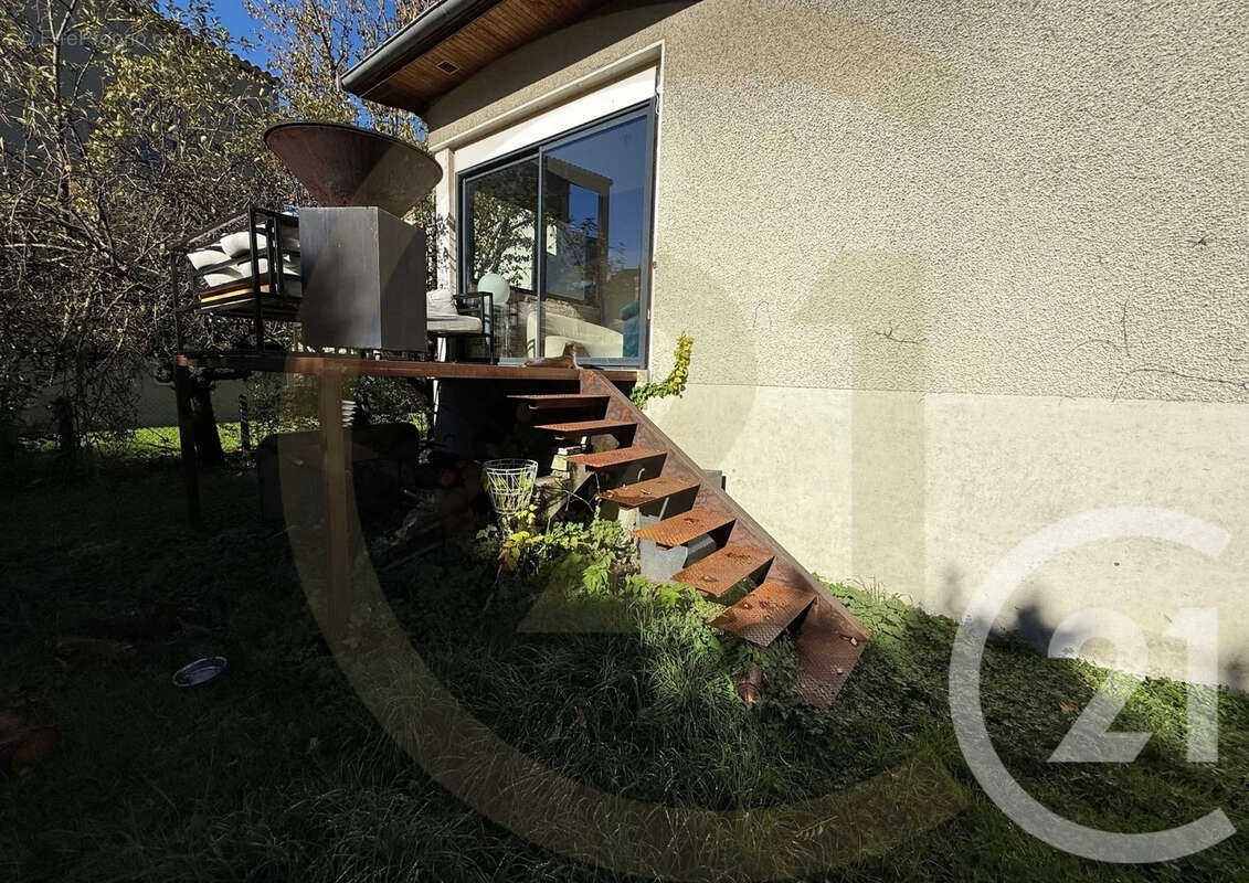 Maison à BOURGOIN-JALLIEU