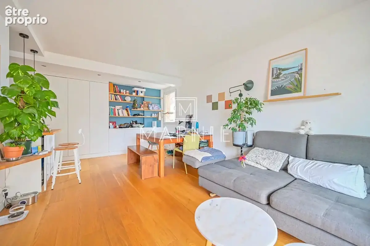 Appartement à PARIS-15E