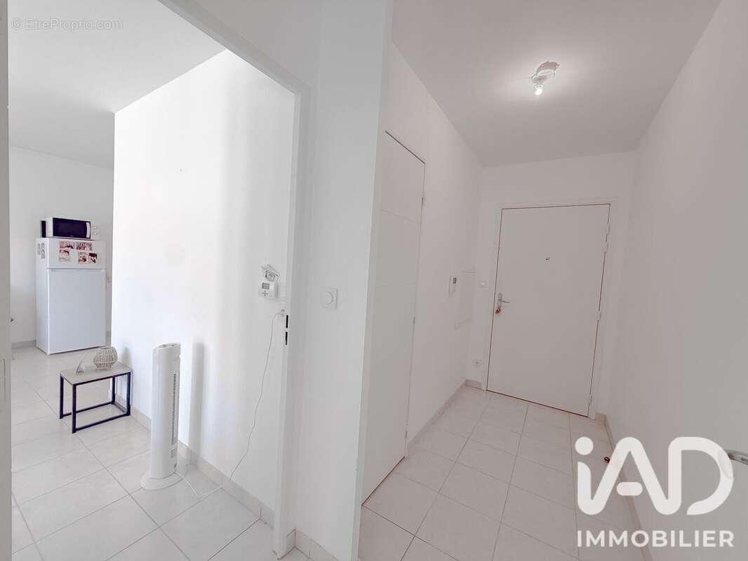 Photo 3 - Appartement à SAINT-MAXIMIN-LA-SAINTE-BAUME