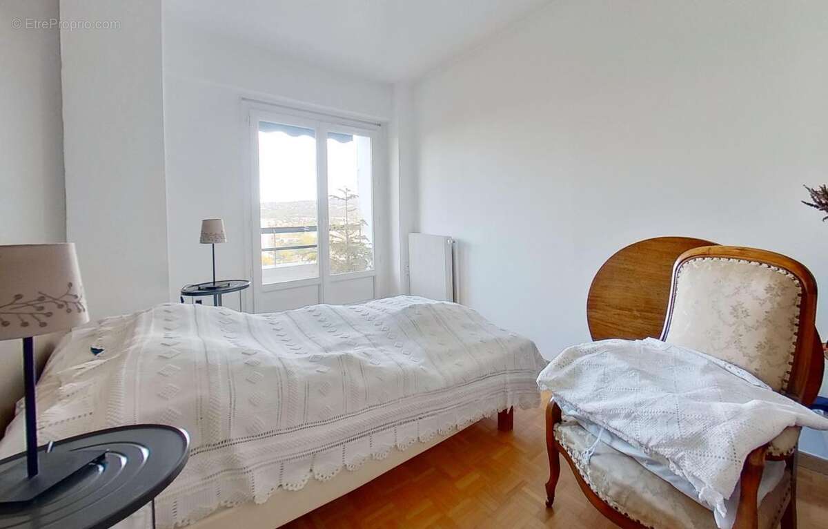 Appartement à CALUIRE-ET-CUIRE