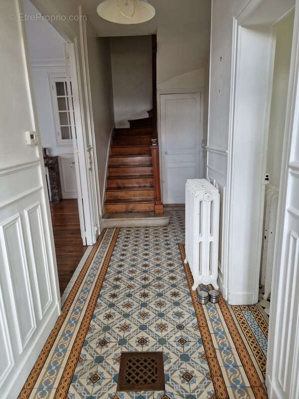 Maison à COMPIEGNE