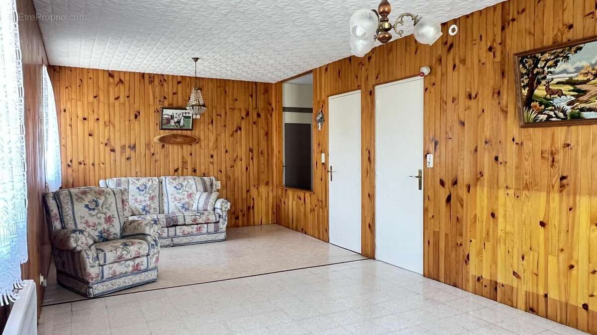 Maison à MONTAGNY-LES-BEAUNE