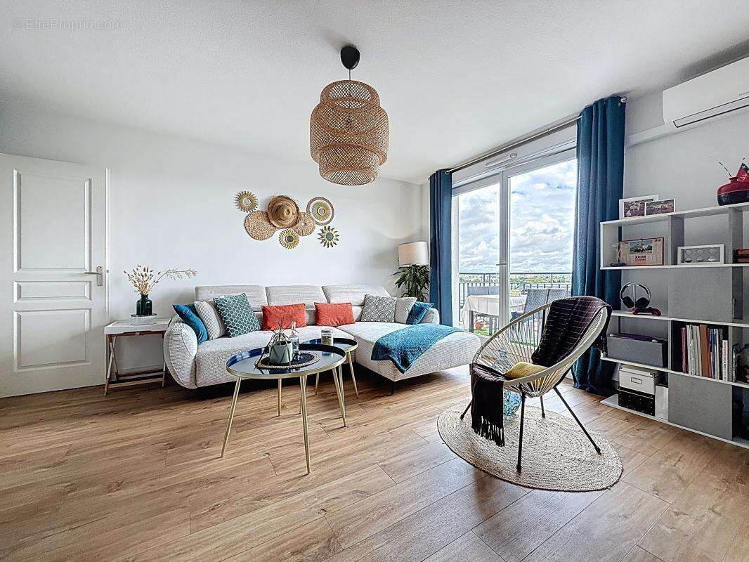 Appartement à VENISSIEUX