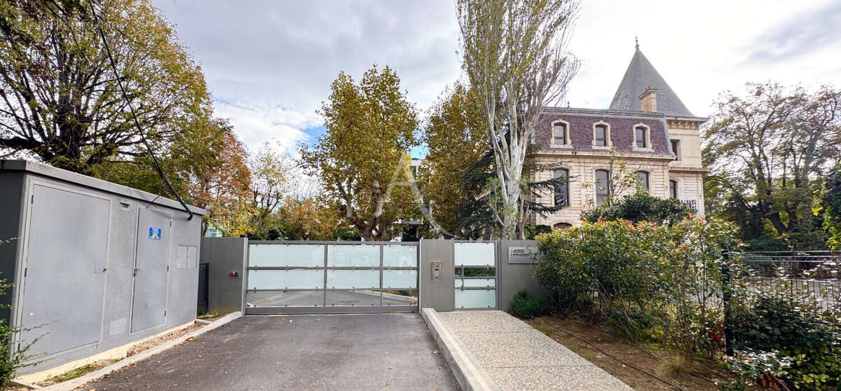 Appartement à MARSEILLE-8E