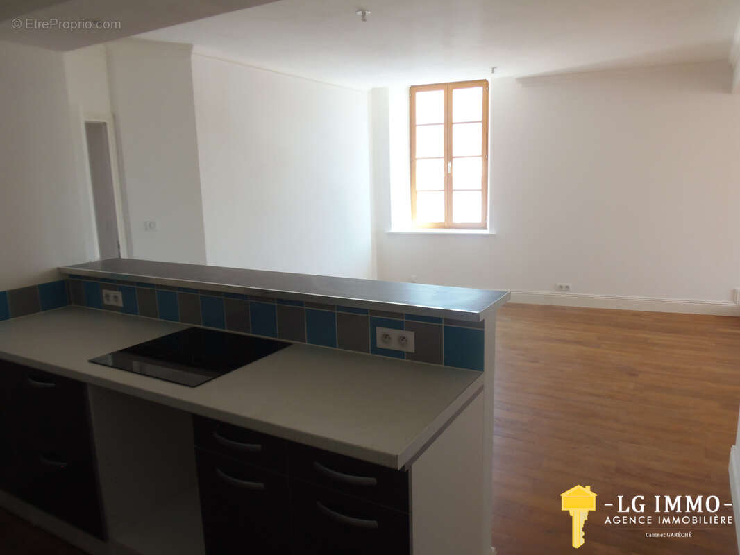 Appartement à MORTAGNE-SUR-GIRONDE