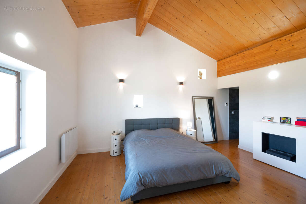 Maison à SAINT-BARDOUX