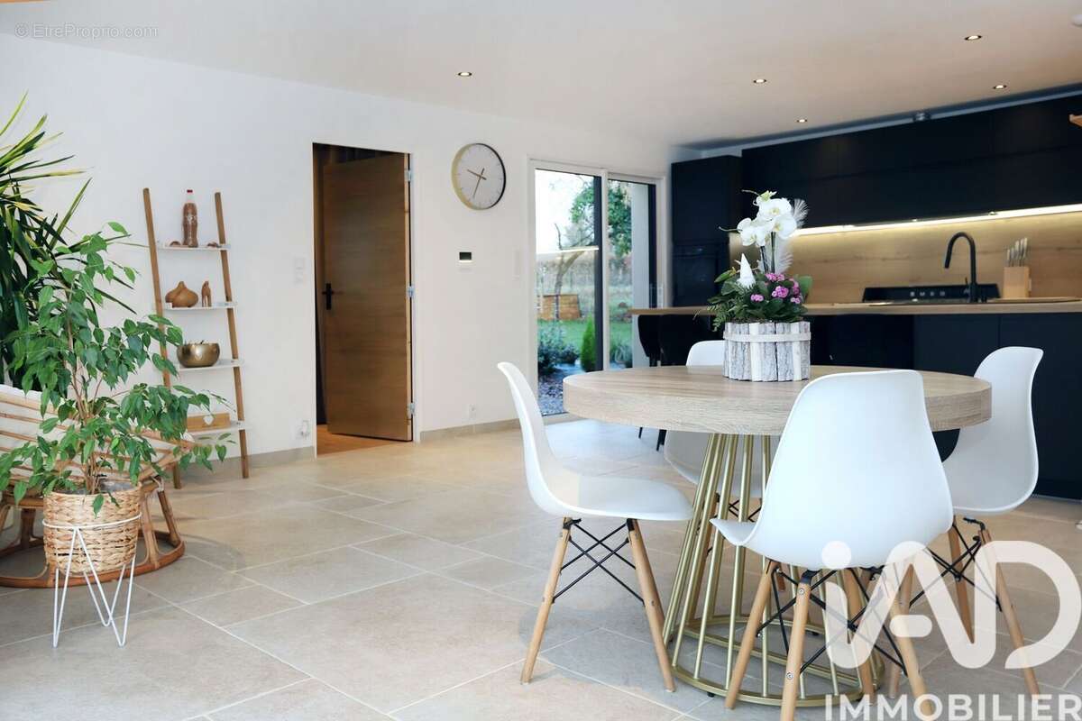 Photo 2 - Maison à RETIERS