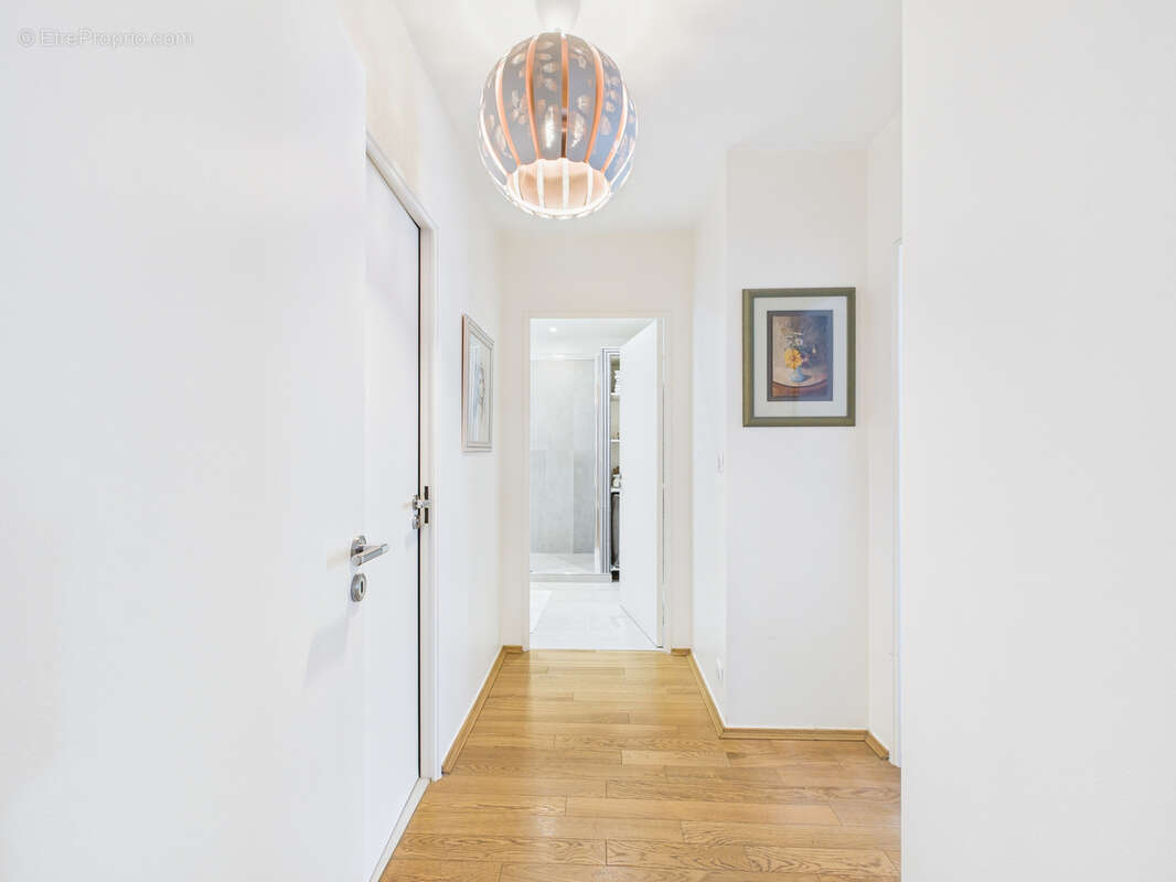 Appartement à SURESNES