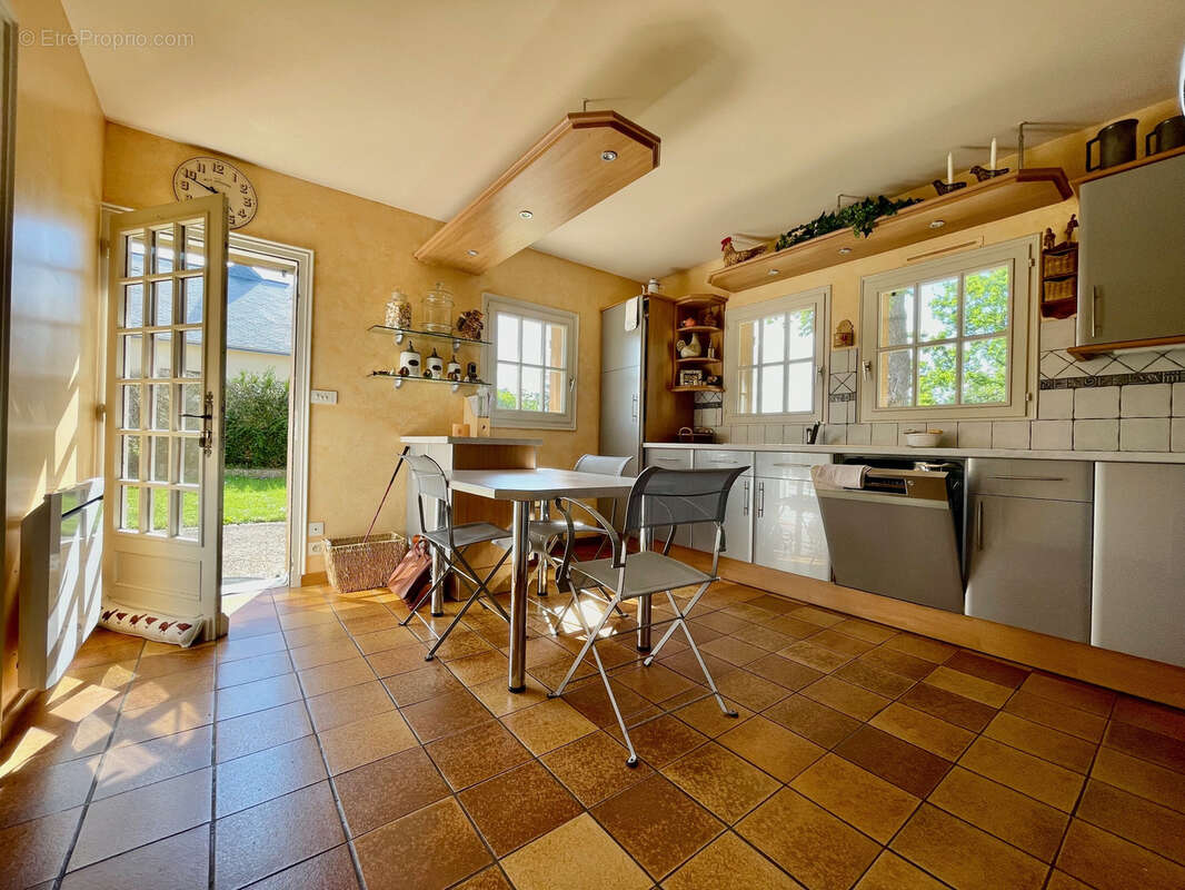 Maison à SABLE-SUR-SARTHE