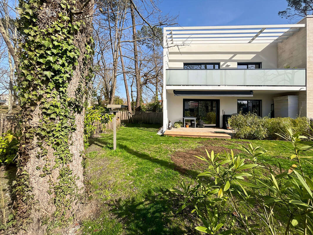 Appartement à PESSAC