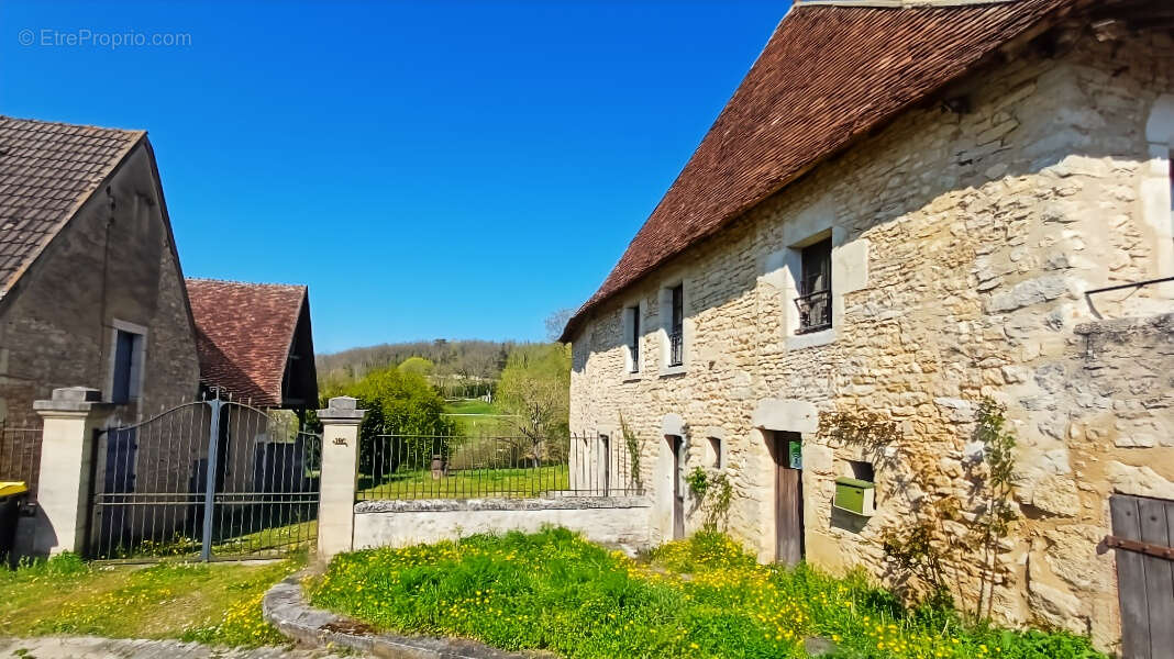 Maison à SAINT-GAULTIER