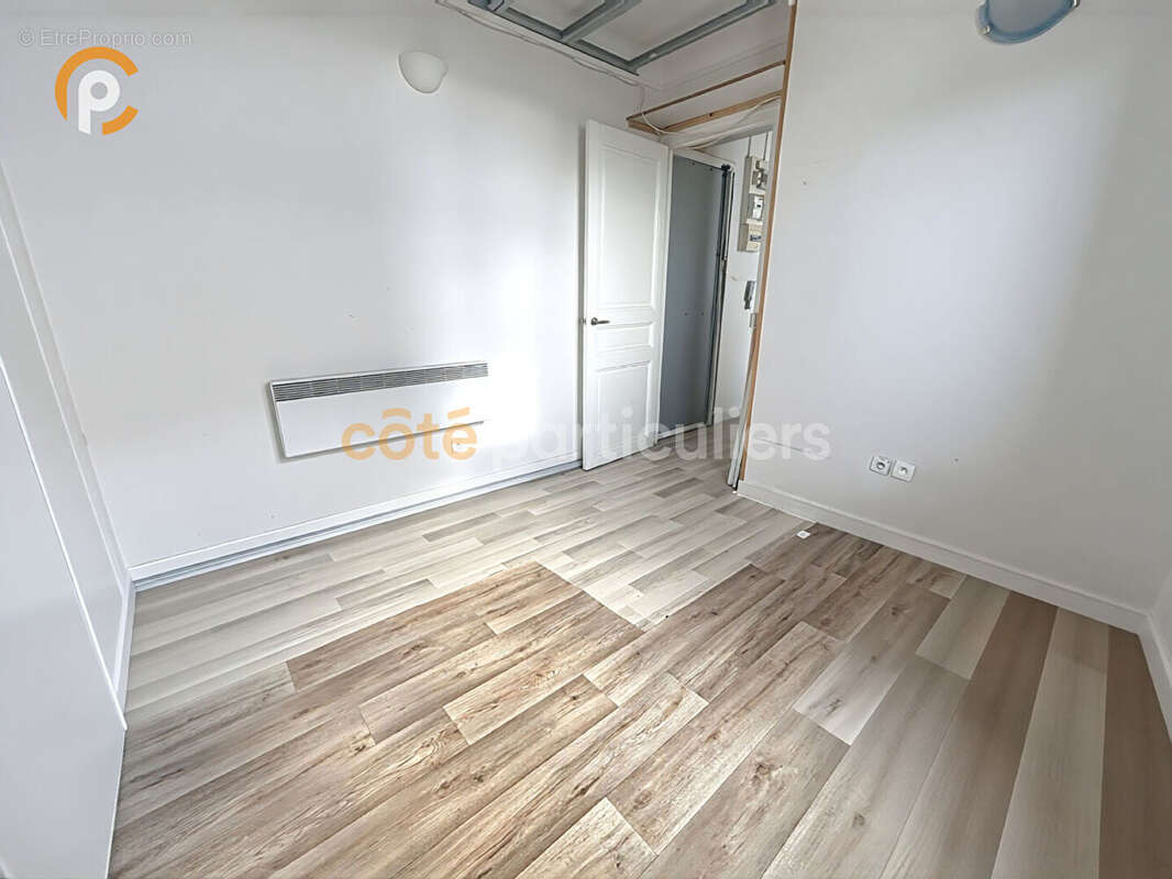 Appartement à PARIS-20E