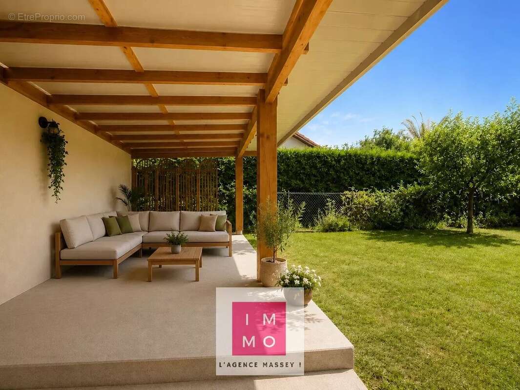 Maison de ville de charme – Plain-pied T3  : garage, jardin et terrasse couverte - photo 6