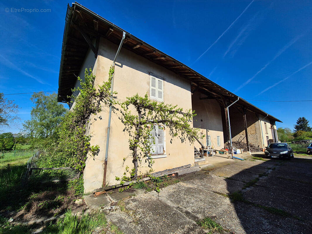 Maison à ATTIGNAT
