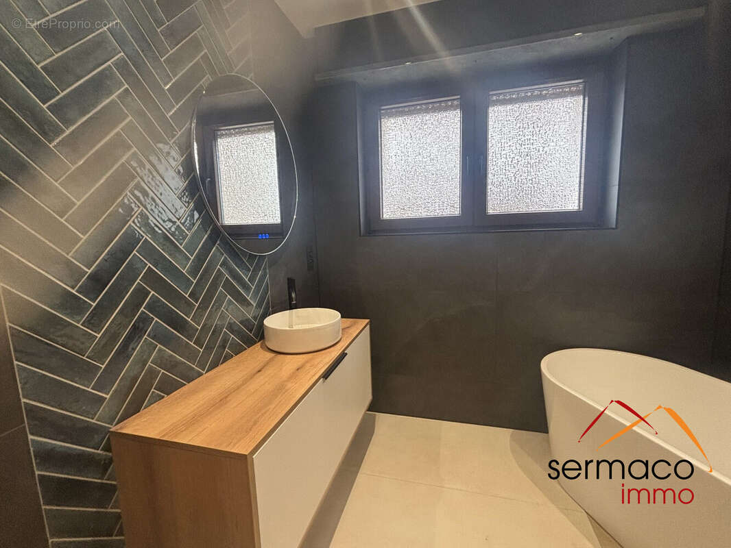 Maison à NEUFGRANGE