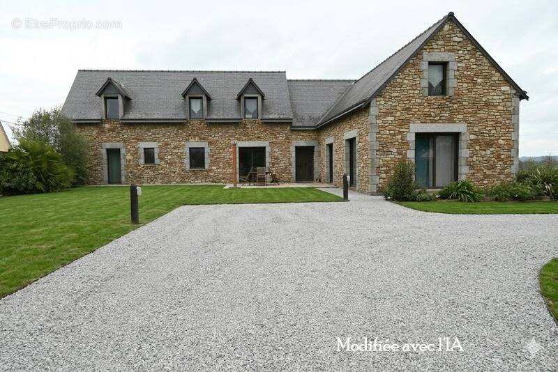 Maison à JUVIGNE