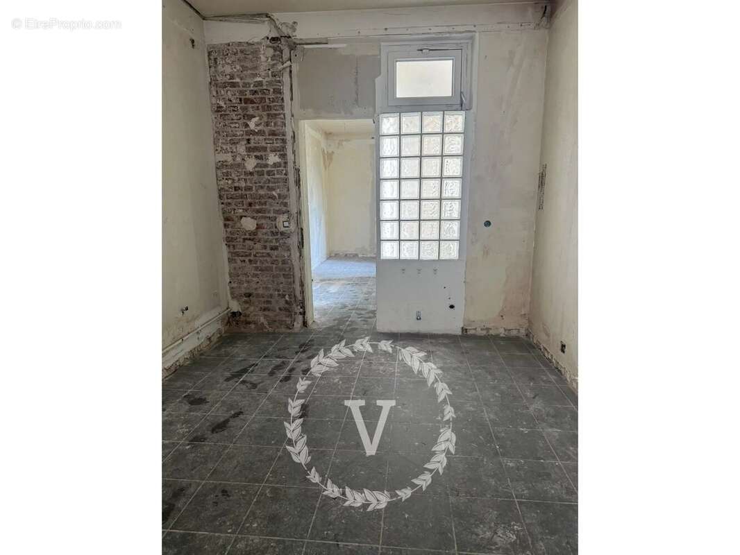 Commerce à PARIS-17E