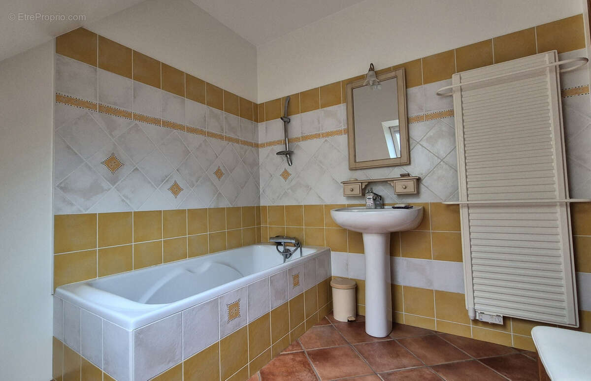 Maison à CLOHARS-CARNOET