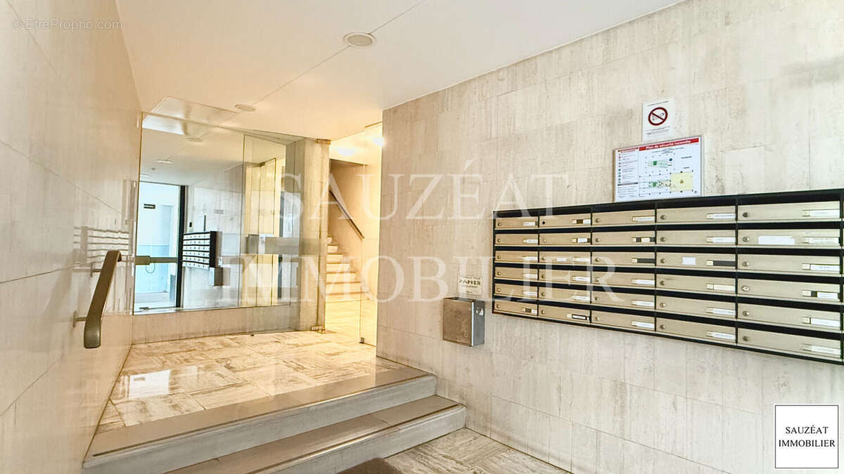 Appartement à MONTROUGE