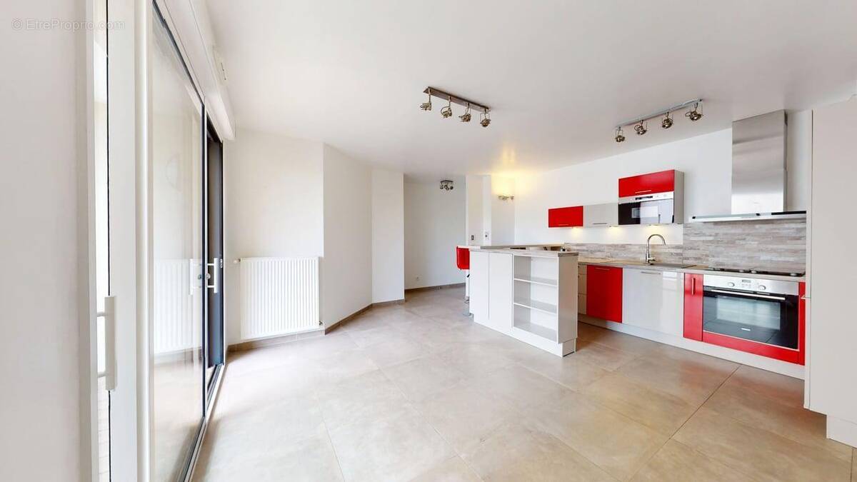 Appartement à SAINT-MAUR-DES-FOSSES