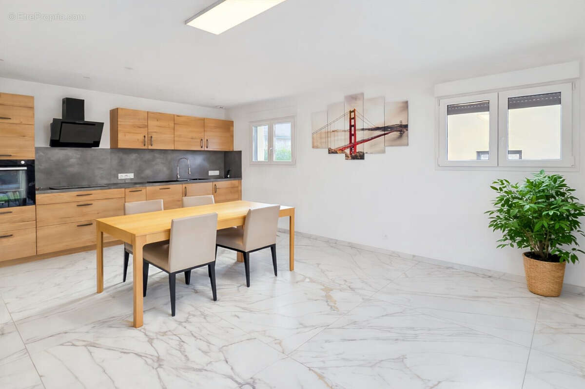 Maison à THONON-LES-BAINS