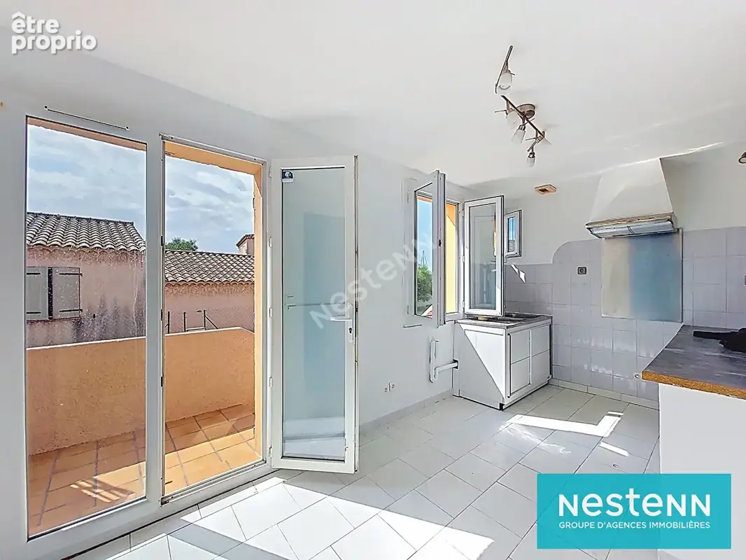 Immeuble à vendre à Fos-sur-Mer - Investissement idéal - photo 4