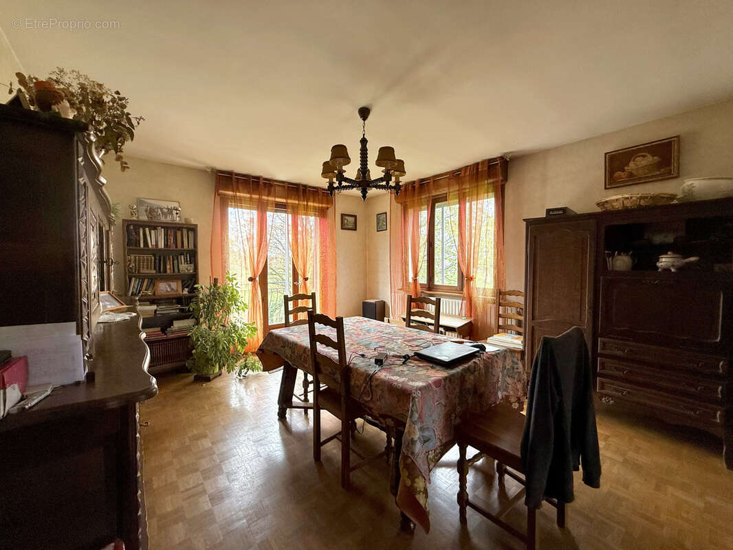 Maison à ORVE