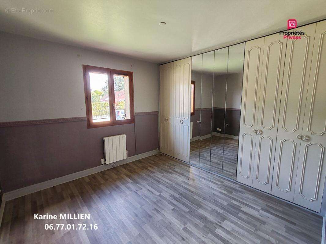 Maison à MARCILLY-LA-CAMPAGNE