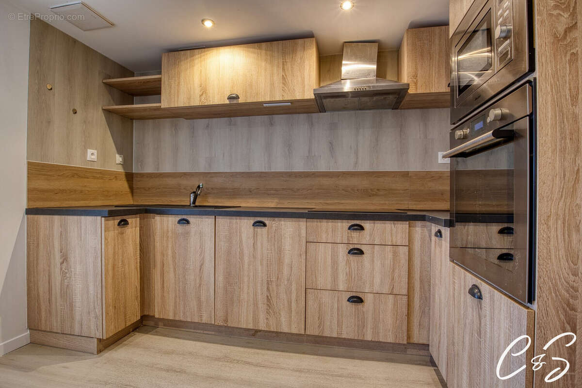 Appartement à COMBRIT