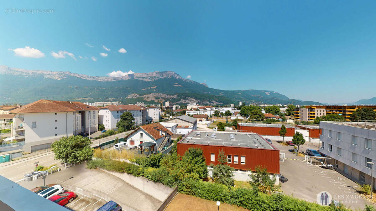 Appartement à ECHIROLLES