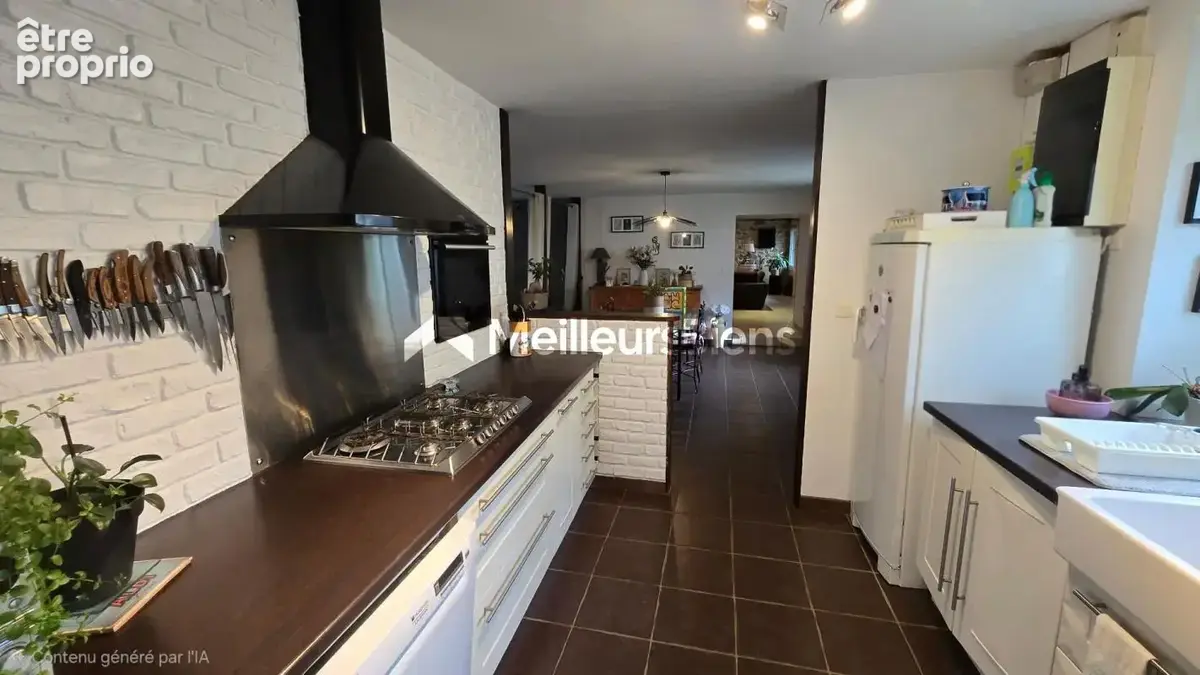 Longère sur plus de 160m², avec dépendances - photo 6