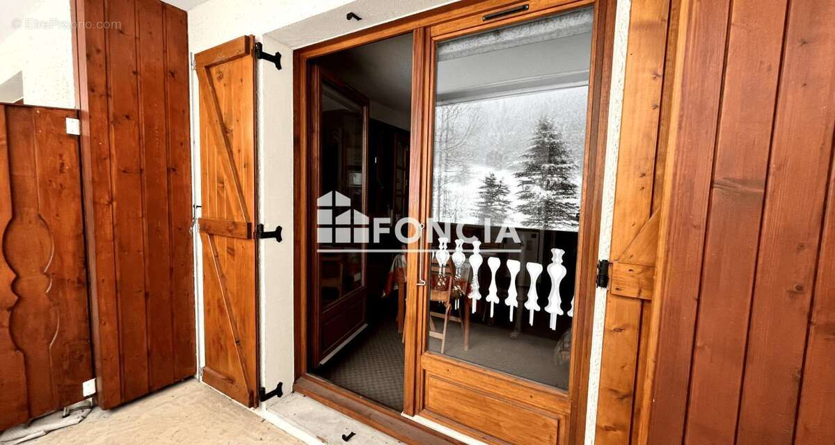 Appartement à LA MORTE