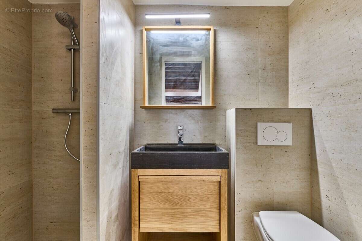 Appartement à PARIS-2E