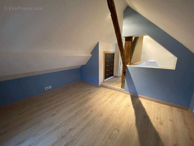 Maison à CREVECOEUR-EN-AUGE