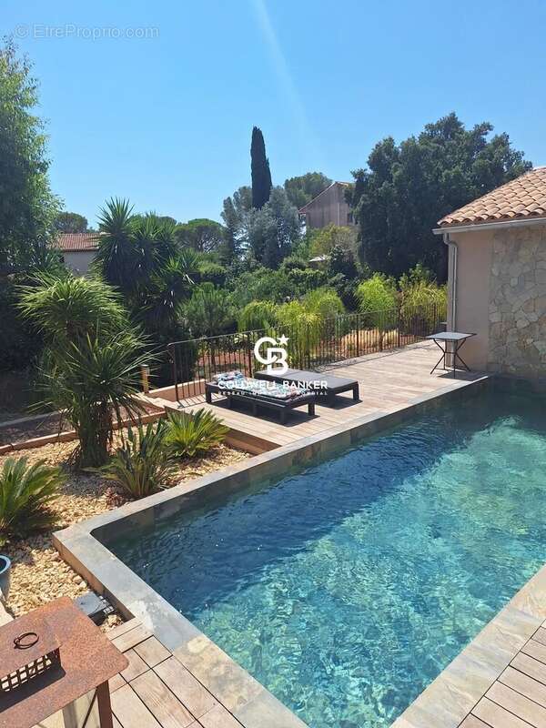 Maison à SAINT-RAPHAEL