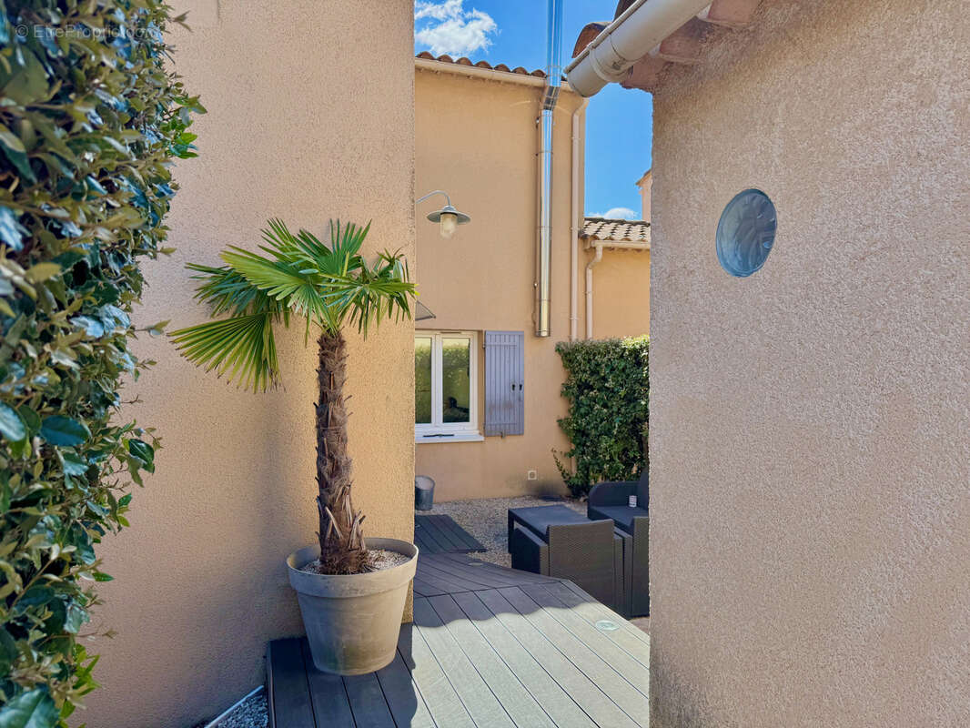 Maison à VAISON-LA-ROMAINE