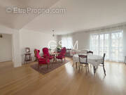 Appartement à VILLE-D&#039;AVRAY