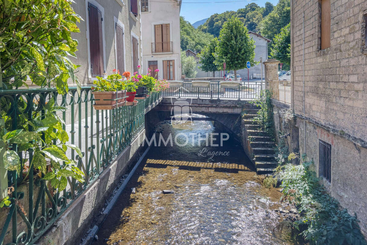 Appartement à LA ROCHETTE