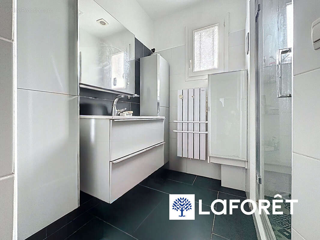 Maison à CHAUCONIN-NEUFMONTIERS