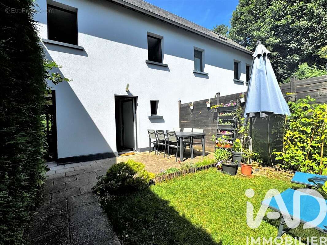 Photo 2 - Maison à DEVILLE-LES-ROUEN