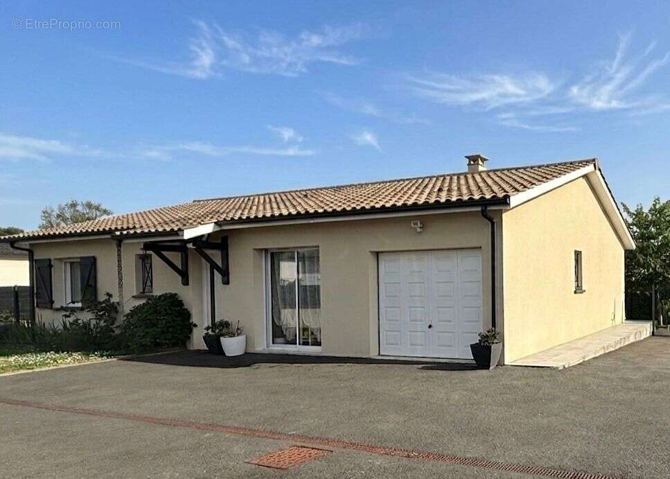 Maison à SAINT-ANDRE-DE-CUBZAC