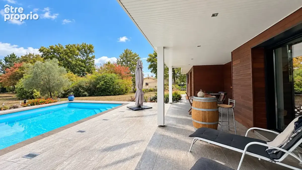 Maison d'architecte 7 pièces 200 m² sur 7 300 m² de terrain + piscine - photo 5
