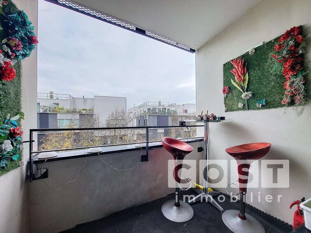 Appartement à GENNEVILLIERS