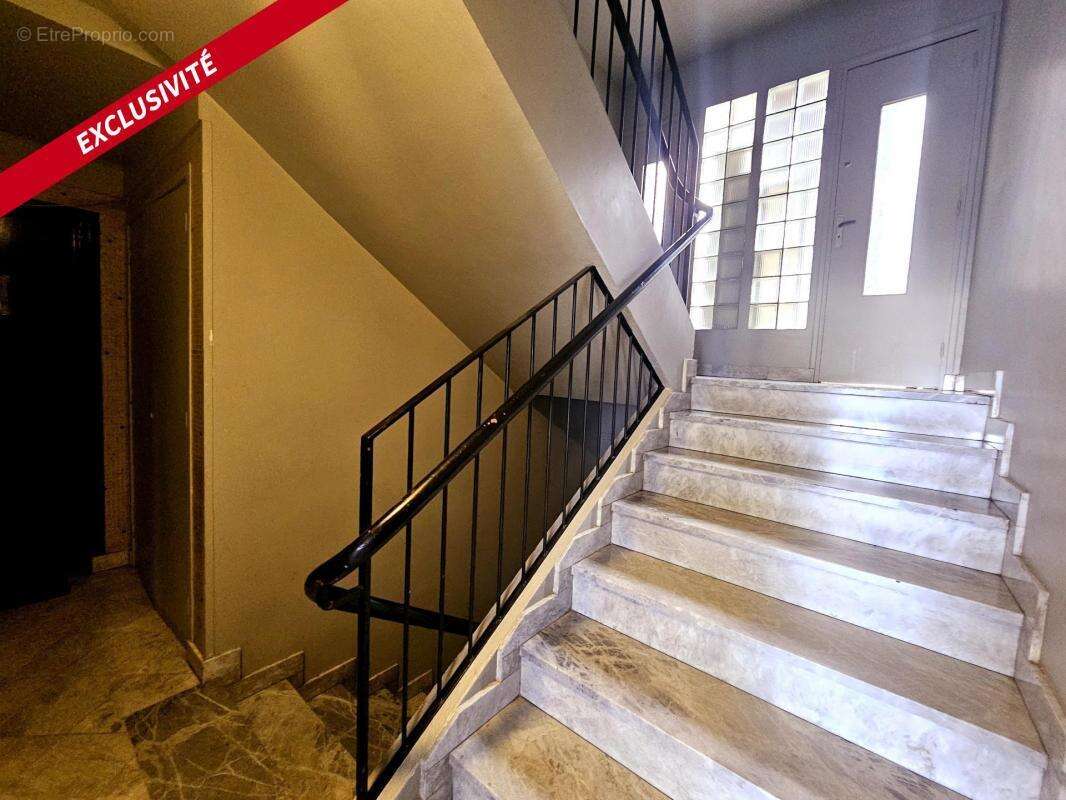 Appartement à AUBERVILLIERS