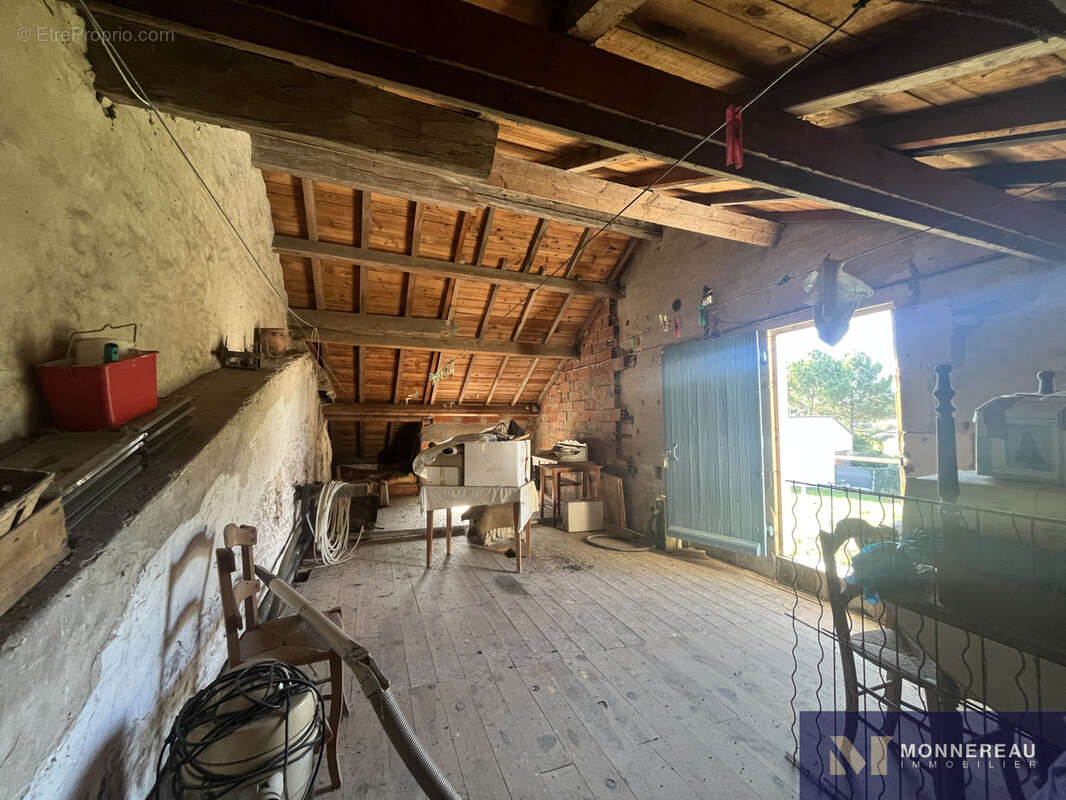 Maison à LES MATHES