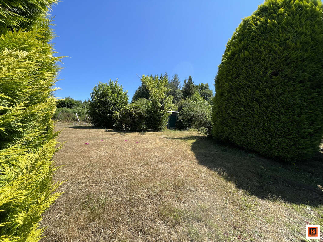 Maison 88 m² à Viscomtat  - photo 5