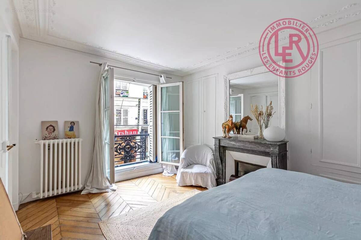 Appartement à PARIS-10E