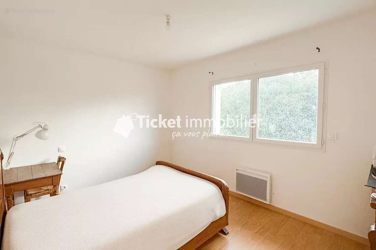 Maison à MONTBARTIER